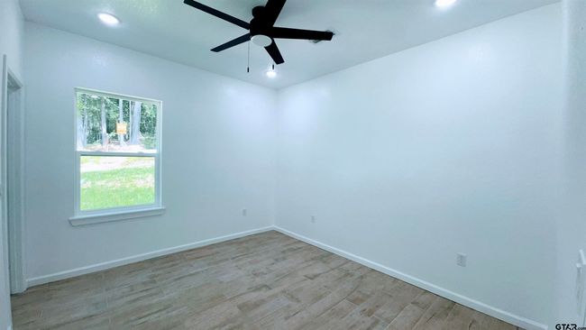 20428 High Point Dr, House other with 3 bedrooms, 2 bathrooms and null parking in Flint TX | Image 8