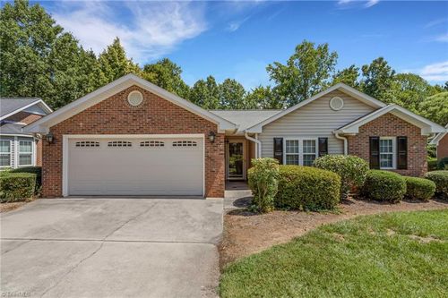 3 Brandywine Cir, Greensboro, NC, 27409-2343 | Card Image