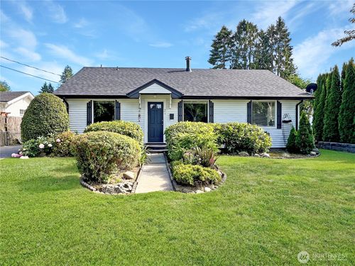 905 Talcott St, Sedro Woolley, WA, 98284-1801 | Card Image