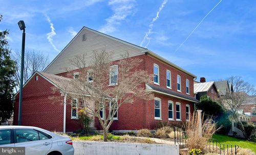 320 W Front St, MEDIA, PA, 19063-2632 | Card Image