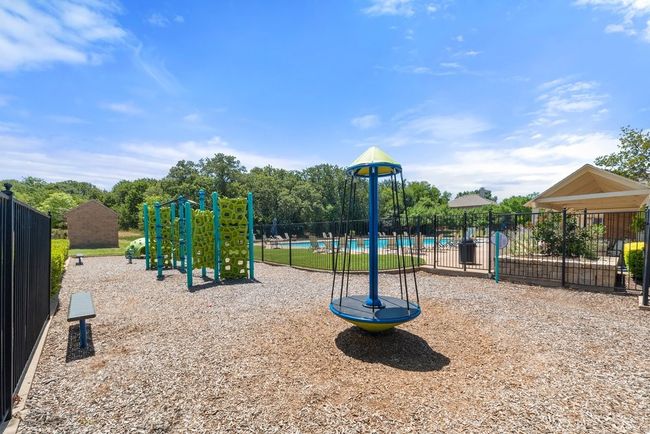 View of communal playground | Image 36