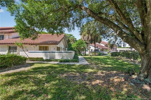 104-6001 Se Martinique Dr, Stuart, FL, 34997-8139 | Card Image