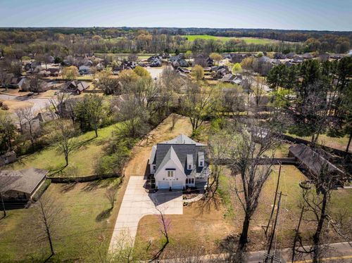 641 Fletcher Rd, Collierville, TN, 38017-7123 | Card Image
