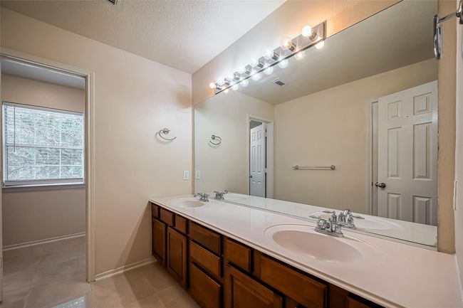 20006 Shavon Springs Dr, House other with 5 bedrooms, 4 bathrooms and 3 parking in Spring TX | Image 33