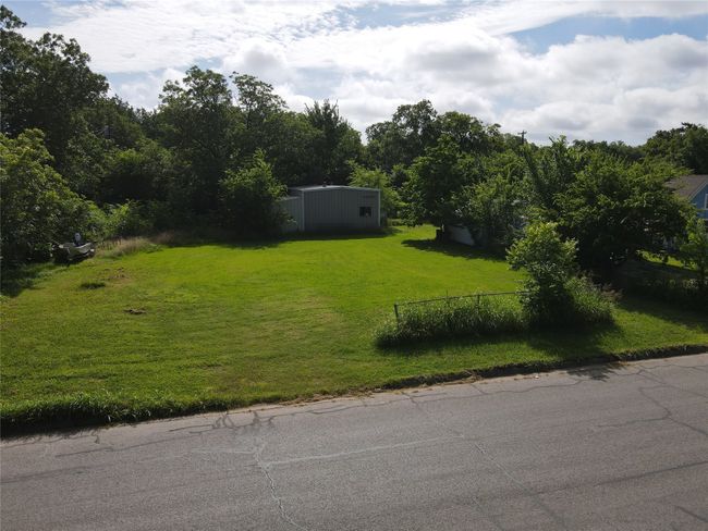 603 E Thomas St, House other with 2 bedrooms, 1 bathrooms and null parking in Sherman TX | Image 20
