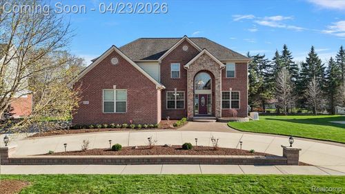 4366 S Lake Ln, Shelby Township, MI, 48316-4048 | Card Image