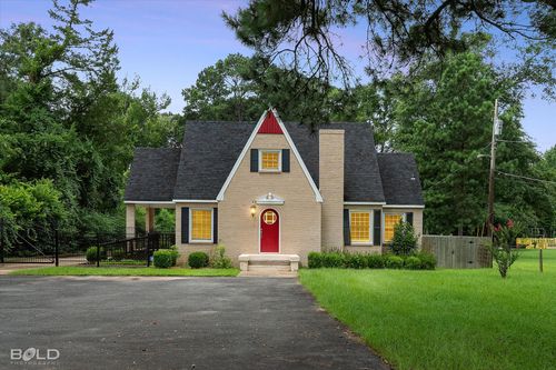 3421 N Market St, Shreveport, LA, 71107-3812 | Card Image