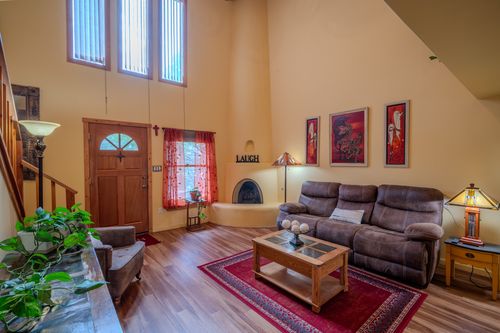 4116 Cheyenne Cir, Santa Fe, NM, 87507-4005 | Card Image