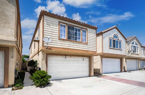 14134 Orizaba Ave, Paramount, CA, 90723-6115 | Card Image