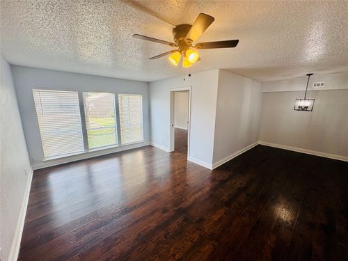apt-155-5600 Boca Raton Blvd, Fort Worth, TX, 76112-2395 | Card Image