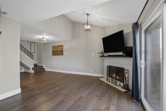 APT-5F - 4777 Cedar Springs Rd, Condo with 1 bedrooms, 2 bathrooms and null parking in Dallas TX | Image 4