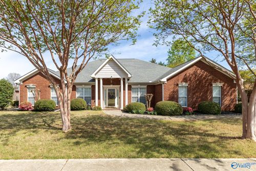 125 Monument Ln, Madison, AL, 35758-6289 | Card Image