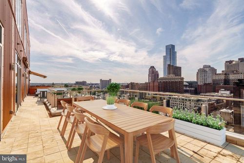 ph10d-1111 Locust St, PHILADELPHIA, PA, 19107-5890 | Card Image