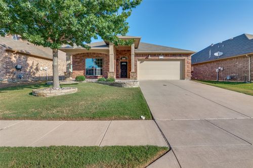 2033 Frosted Willow Ln, Fort Worth, TX, 76177-7599 | Card Image