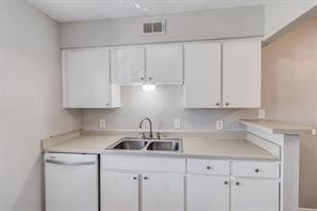 5742 Marina Dr, Townhouse with 3 bedrooms, 2 bathrooms and null parking in Garland TX | Image 29