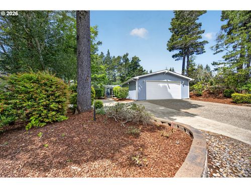 249 Munsel Creek Loop, Florence, OR, 97439-9281 | Card Image