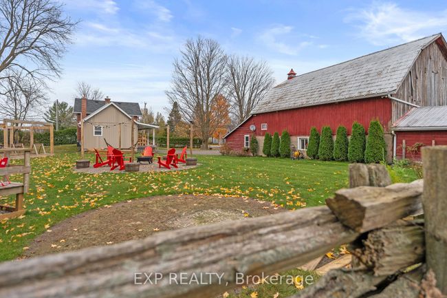 1742 Cameron St W, House other with 3 bedrooms, 2 bathrooms and 8 parking in Cannington ON | Image 28