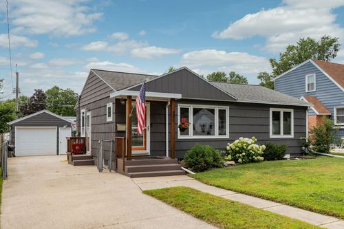 801 16th Ave Ne, Rochester, MN, 55906-7144 | Card Image
