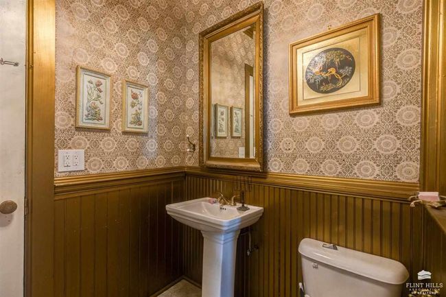 211 W Prescott Ave, House other with 6 bedrooms, 3 bathrooms and null parking in Salina KS | Image 36