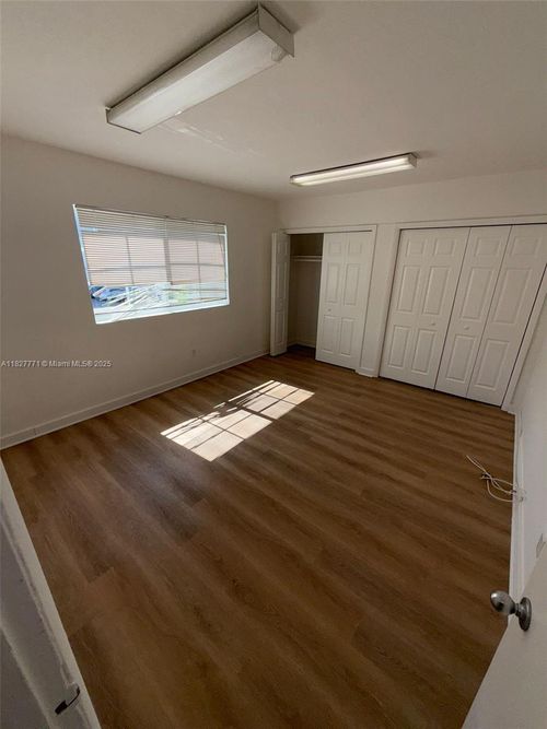 apt-201-13700 Ne 6th Ave, North Miami, FL, 33161-3768 | Card Image