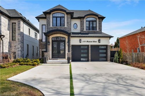 175 Burloak Dr, Oakville, ON, L6L6E6 | Card Image