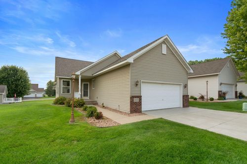 3818 Meadowview Way, Saint Bonifacius, MN, 55375-1326 | Card Image