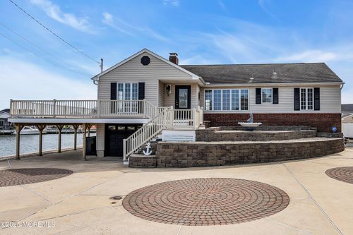 21 Anegada Ave, Toms River, NJ, 08753-4701 | Card Image
