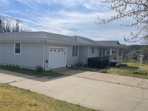 2718 Highway 21 S, Berryville, AR, 72616-9632 | Card Image