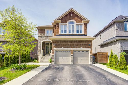 26 Pearl St, Wasaga Beach, ON, L9Z0G9 | Card Image