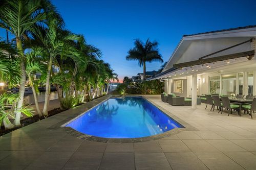 2540 Mercedes Dr, Fort Lauderdale, FL, 33316-2326 | Card Image