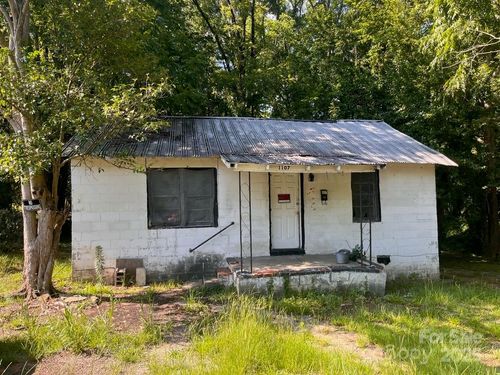 1107 Armstead St, Rockingham, NC, 28379-3813 | Card Image