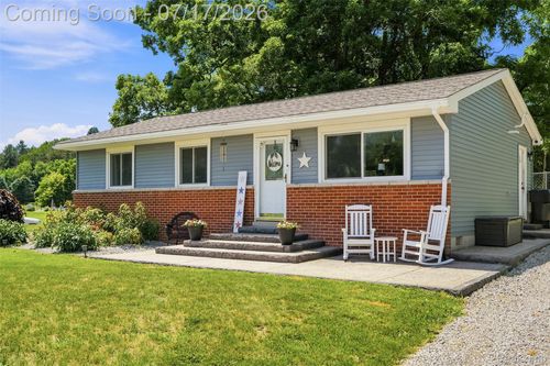 13514 Bird Rd, Byron, MI, 48418-9008 | Card Image