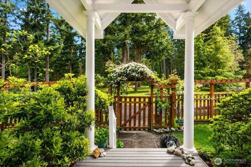5427 Bayview Rd, Langley, WA, 98260-9763 | Card Image