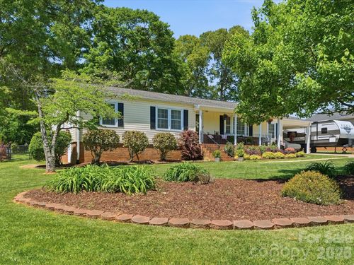 217 Hughey Dr, Gastonia, NC, 28056-8477 | Card Image