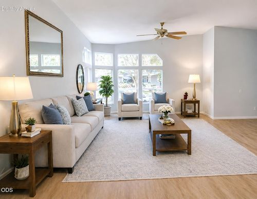 unit-110-1055 N 5th St, Jacksonville, OR, 97530-9655 | Card Image