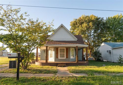 125 W Saint Francis St, Dexter, MO, 63841-1631 | Card Image