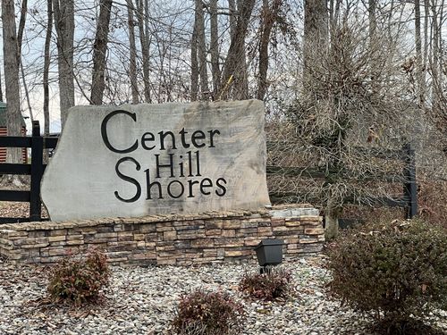 318 Woodcrest Dr, Smithville, TN, 37166 | Card Image