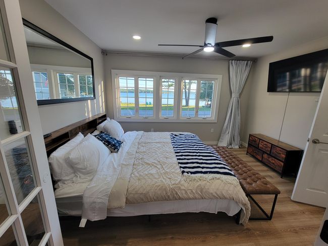 4642 Main St, House other with 8 bedrooms, 5 bathrooms and null parking in Onekama MI | Image 21
