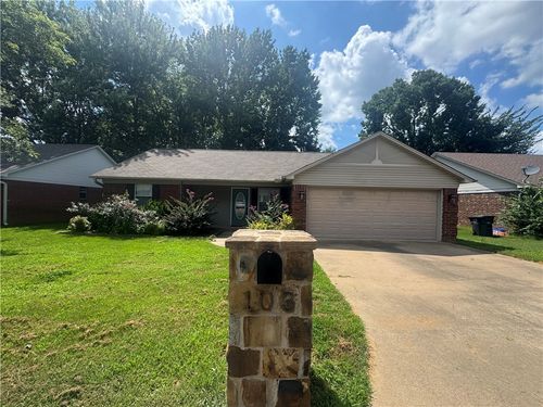 103 Lelia Ln, Searcy, AR, 72143-8979 | Card Image