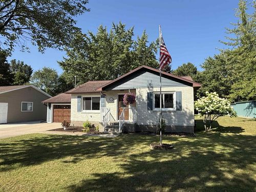 331 S Wood Avenue, Peshtigo, WI, 54143 | Card Image
