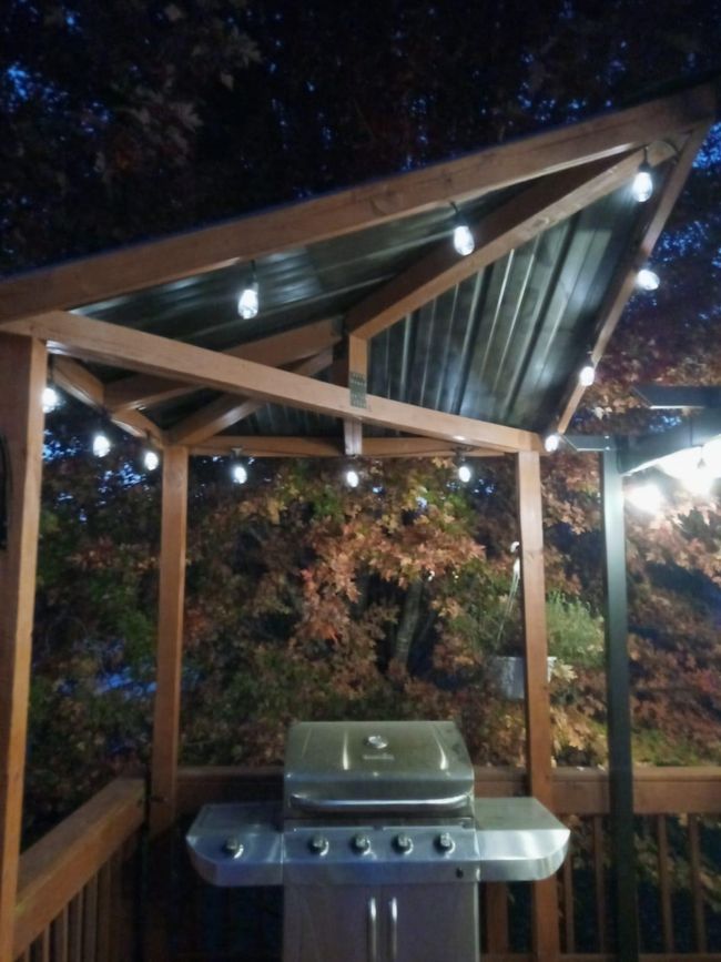 Covered grilling space on XL deck | Image 29