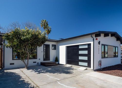 1371 Camellia Drive, East Palo Alto, CA, 94303 | Card Image