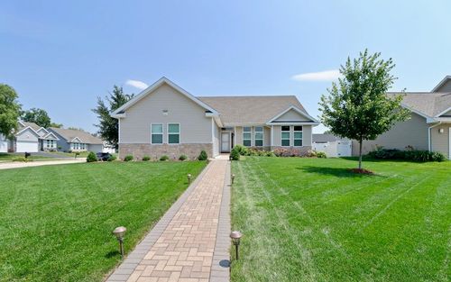 2311 Winchester Dr, Beloit, WI, 53511-2179 | Card Image