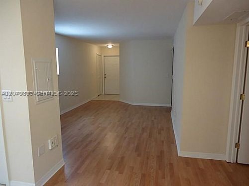 106-41-2901 Se 13th Rd, Homestead, FL, 33035-2382 | Card Image