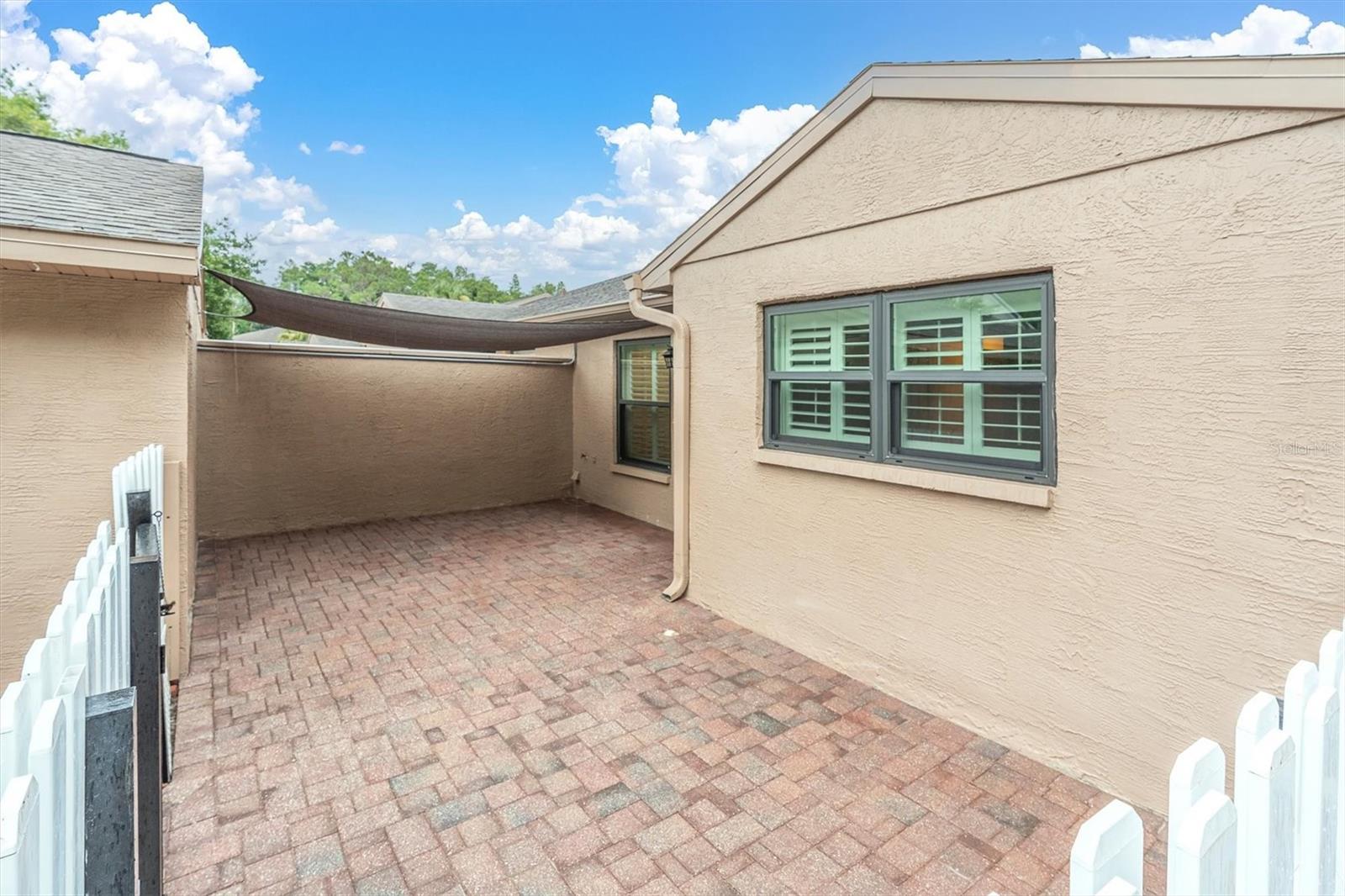 Residential Lease in TARPON SPRINGS 3