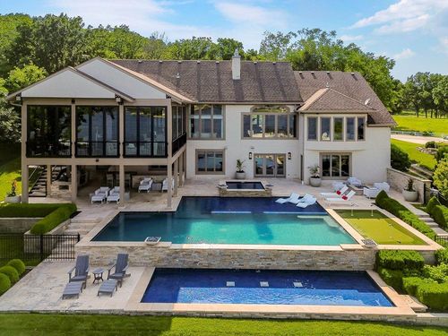 206 Shore Dr, Lake Winnebago, MO, 64034 | Card Image