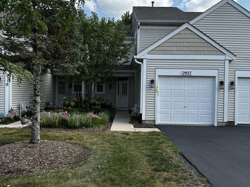 2927-2927 White Thorn Cir, Naperville, IL, 60564-4928 | Card Image
