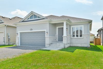 23 Redwood Dr, House other with 2 bedrooms, 2 bathrooms and 4 parking in Belleville ON | Image 1