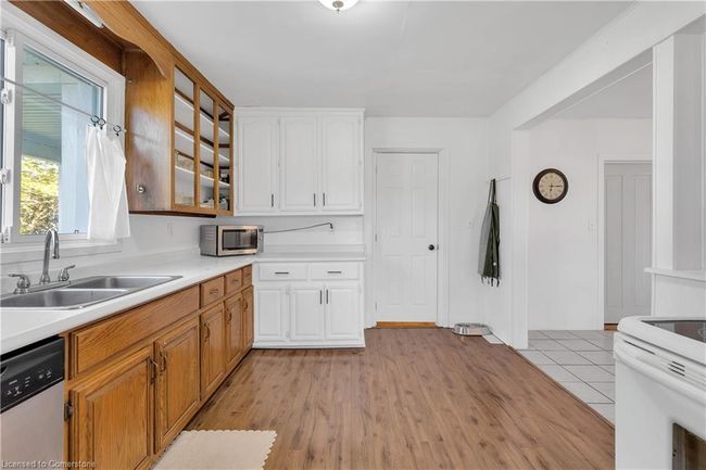442 1 St Concession Rd, House other with 5 bedrooms, 2 bathrooms and 9 parking in Port Rowan ON | Image 8