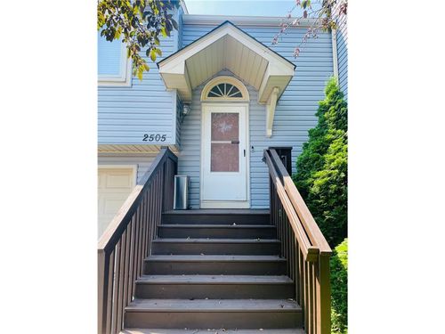 2505 Geranium Ave E, Maplewood, MN, 55119-3642 | Card Image